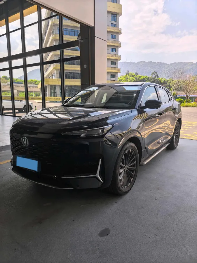 2021 ChangAn UNI-K 2.0T 233HP L4 8AT,autocango,china used car exporter,china ev exporter,chinese used car exporter,chinese used ev exporter