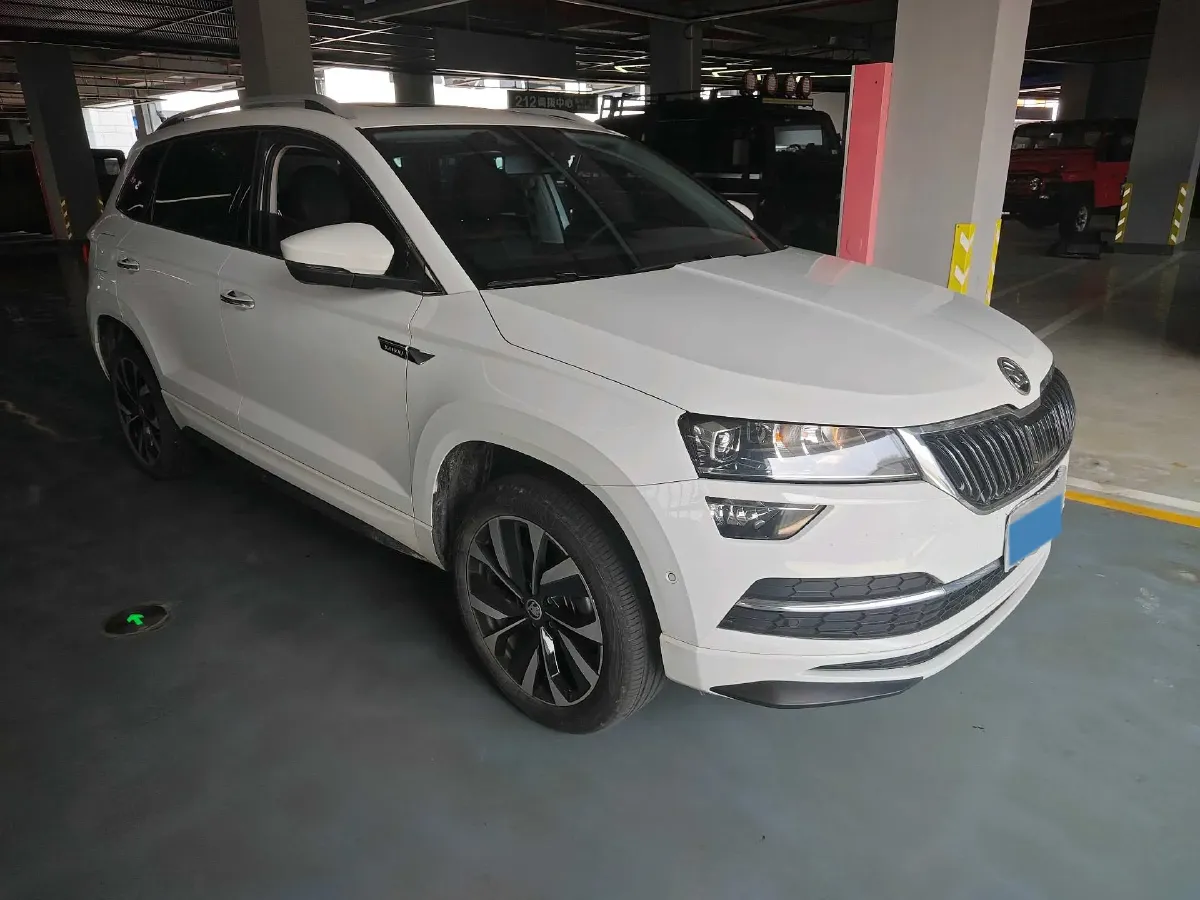 2023 Skoda Karoq 1.4T 150HP L4 7DCT,autocango,china used car exporter,china ev exporter,chinese used car exporter,chinese used ev exporter