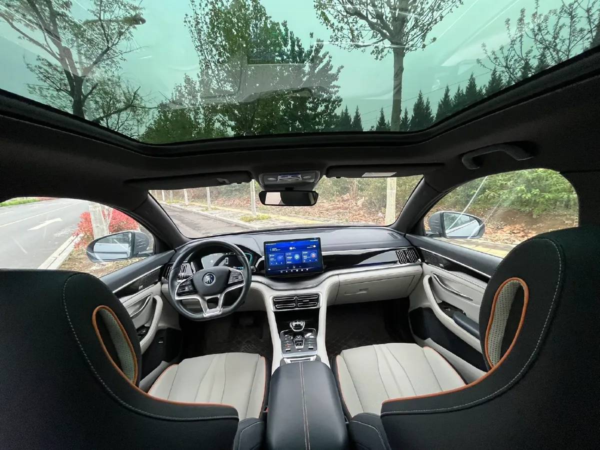 2021 Geely JiaJi 1.5T 177HP L3 7DCT PHEV 11.3KWH,autocango,china used car exporter,china ev exporter,chinese used car exporter,chinese used ev exporter