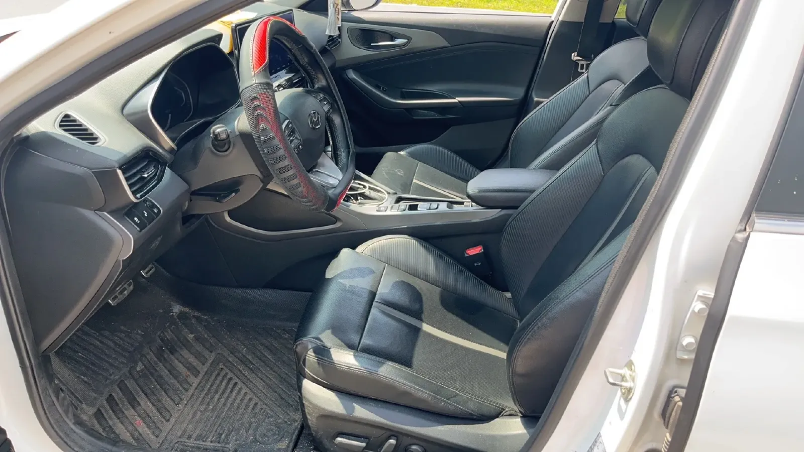 2019 Hyundai La Festa 1.6T 204HP L4 7DCT,autocango,china used car exporter,china ev exporter,chinese used car exporter,chinese used ev exporter