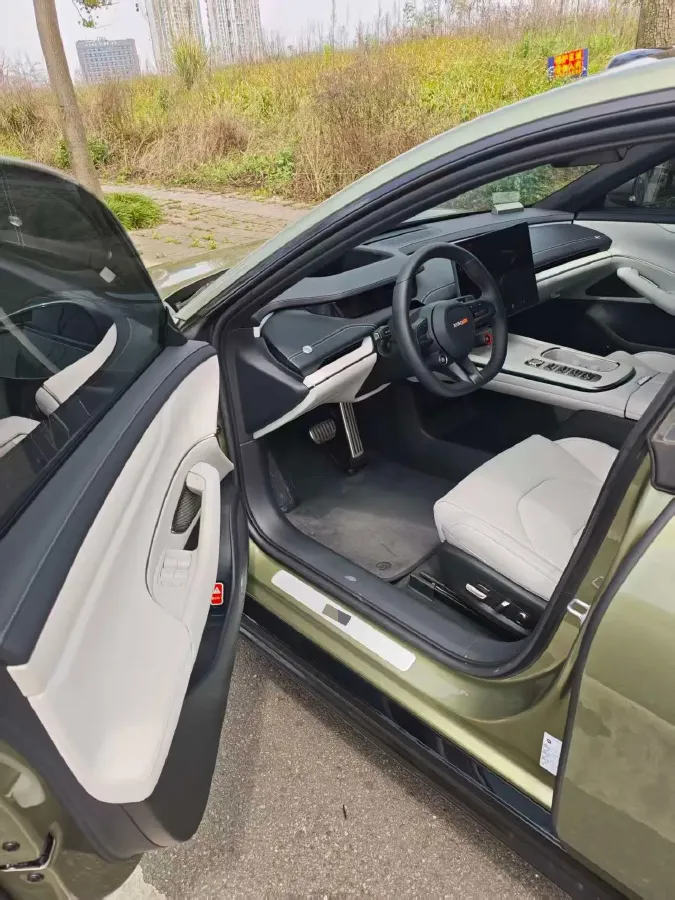 2024 MI SU7 BEV 101KWH,autocango,china used car exporter,china ev exporter,chinese used car exporter,chinese used ev exporter