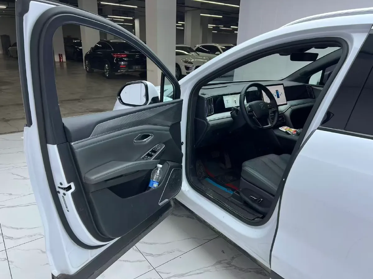 2025 BYD SongL DM-i 1.5L 101HP L4 E-CVT PHEV 18.3KWH,autocango,china used car exporter,china ev exporter,chinese used car exporter,chinese used ev exporter