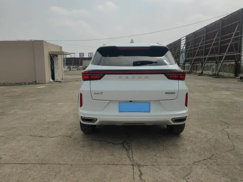 2022 ChangAn Oshan X7 Plus 1.5T 188HP L4 7DCT,autocango,china used car exporter,china ev exporter,chinese used car exporter,chinese used ev exporter