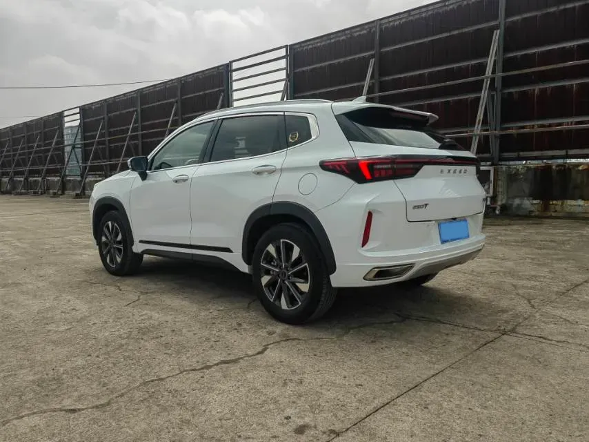 2022 ChangAn Oshan X7 Plus 1.5T 188HP L4 7DCT,autocango,china used car exporter,china ev exporter,chinese used car exporter,chinese used ev exporter