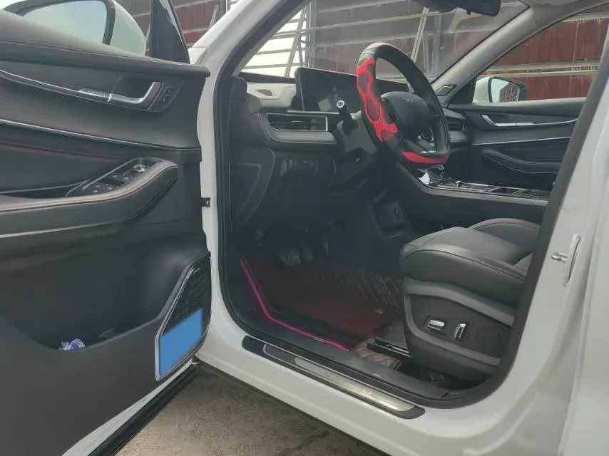 2022 ChangAn Oshan X7 Plus 1.5T 188HP L4 7DCT,autocango,china used car exporter,china ev exporter,chinese used car exporter,chinese used ev exporter