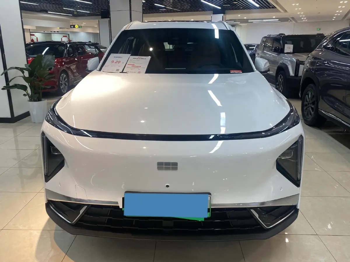 2025 Geely Galaxy L7 1.5L 112HP L4 1DHT PHEV 18.4KWH,autocango,china used car exporter,china ev exporter,chinese used car exporter,chinese used ev exporter