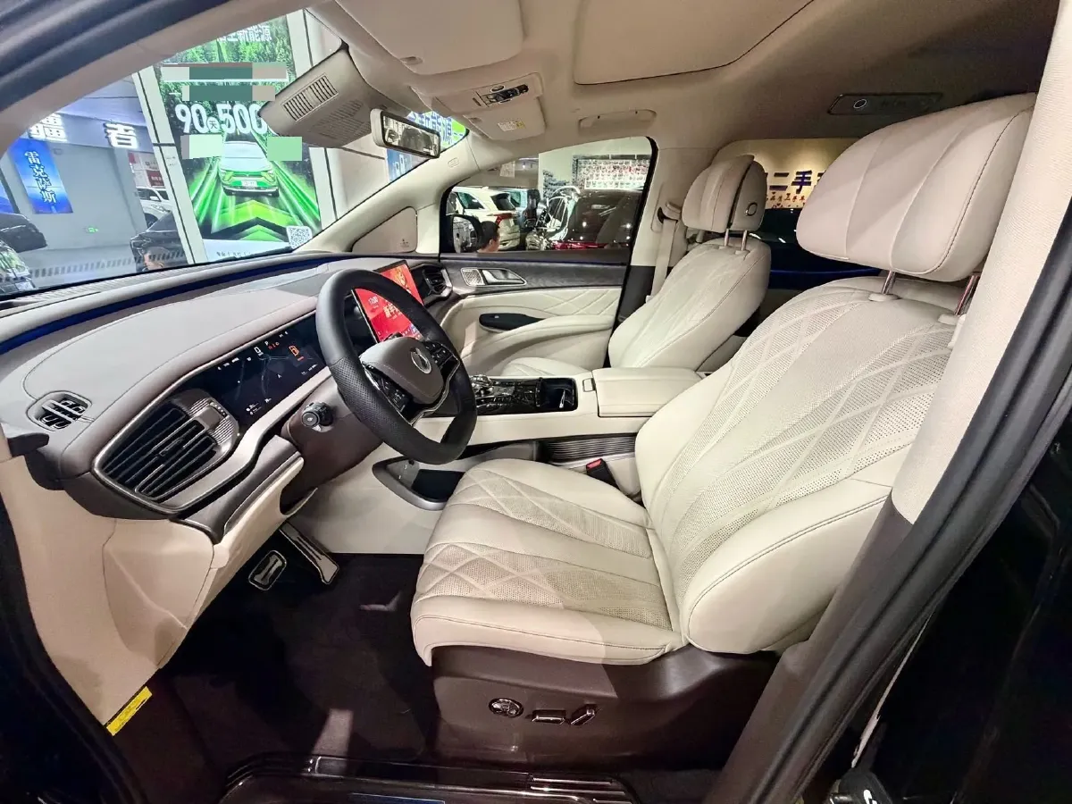 2025 Denza D9 1.5T 156HP L4 E-CVT PHEV 40KWH,autocango,china used car exporter,china ev exporter,chinese used car exporter,chinese used ev exporter