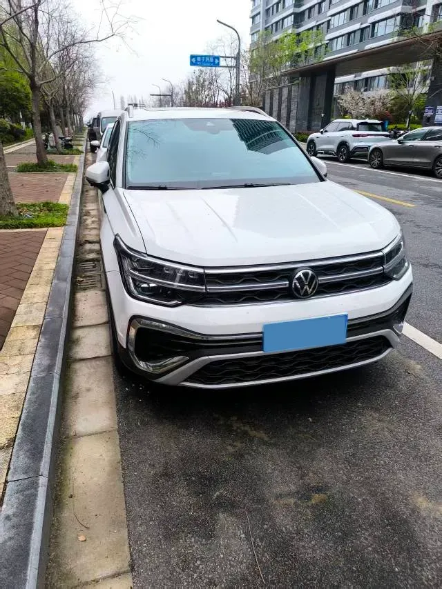 2023 Volkswagen Tharu 1.5T 160HP L4 7DCT,autocango,china used car exporter,china ev exporter,chinese used car exporter,chinese used ev exporter