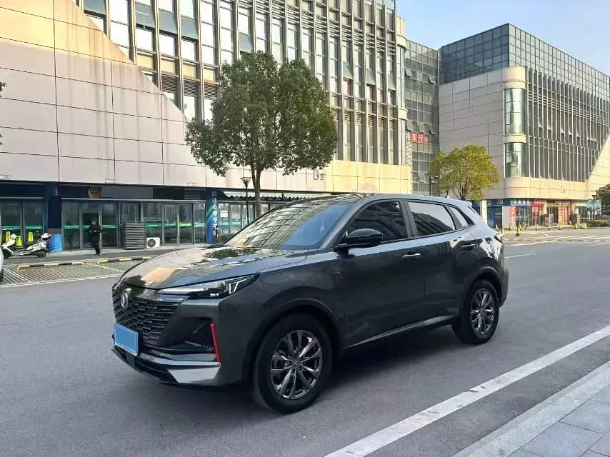 2023 ChangAn CS55 Plus 1.5T 188HP L4 7DCT,autocango,china used car exporter,china ev exporter,chinese used car exporter,chinese used ev exporter
