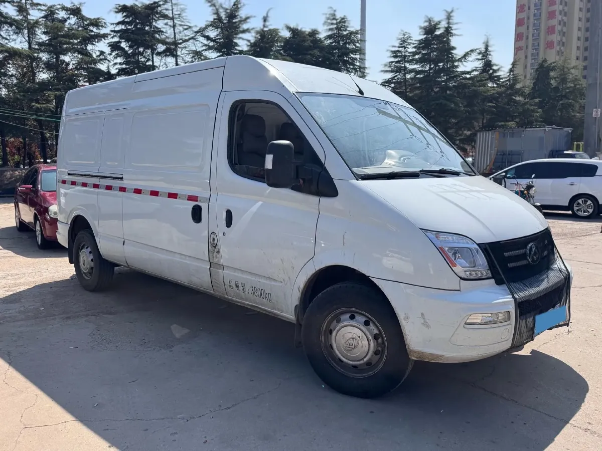 2023 DongFeng DFAC YuFeng 2.0T 136HP L4 6MT,autocango,china used car exporter,china ev exporter,chinese used car exporter,chinese used ev exporter