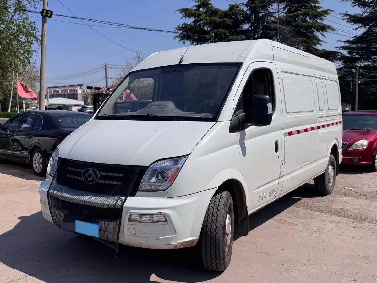 2023 DongFeng DFAC YuFeng 2.0T 136HP L4 6MT,autocango,china used car exporter,china ev exporter,chinese used car exporter,chinese used ev exporter