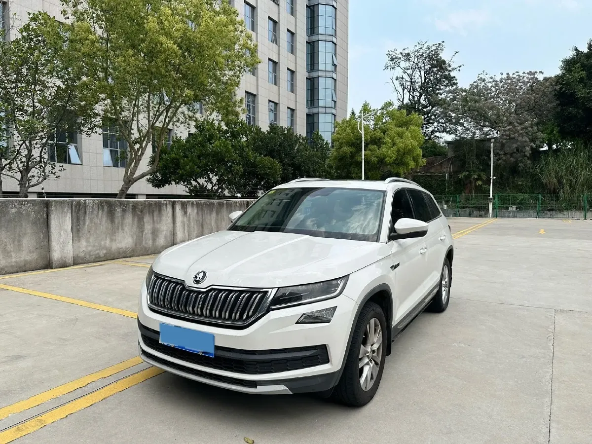 2017 Skoda Kodiak 1.8T 180HP L4 7DCT,autocango,china used car exporter,china ev exporter,chinese used car exporter,chinese used ev exporter