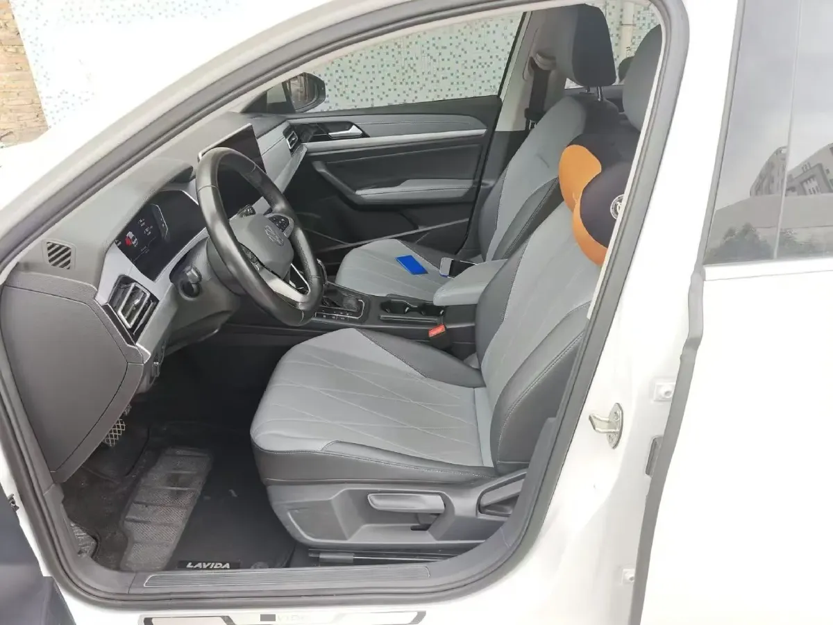 2023 Volkswagen Lavida 1.5L 113HP L4 6AT,autocango,china used car exporter,china ev exporter,chinese used car exporter,chinese used ev exporter
