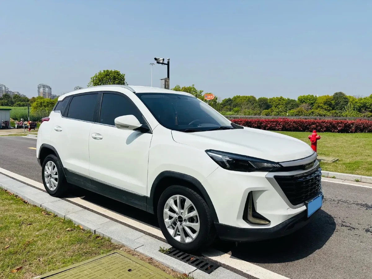 2019 BeiJing Auto X3 1.5T 150HP L4 CVT,autocango,china used car exporter,china ev exporter,chinese used car exporter,chinese used ev exporter