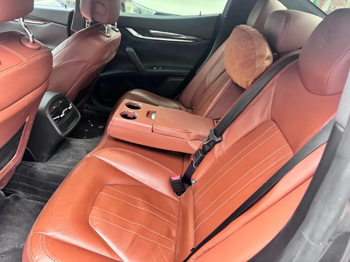 2017 Maserati Ghibli 3.0T 350HP V6 8AT,autocango,china used car exporter,china ev exporter,chinese used car exporter,chinese used ev exporter