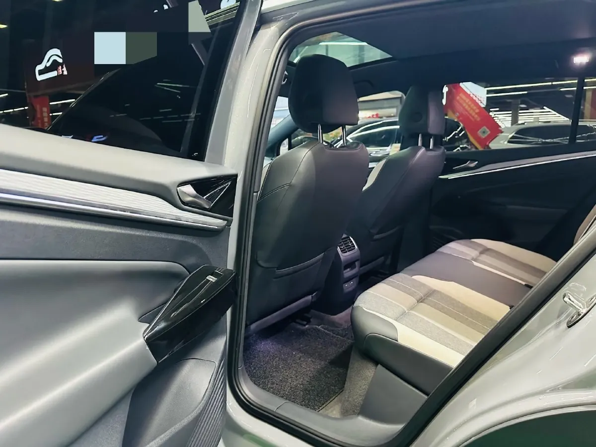 2022 Chevrolet Menlo BEV 61.1KWH,autocango,china used car exporter,china ev exporter,chinese used car exporter,chinese used ev exporter