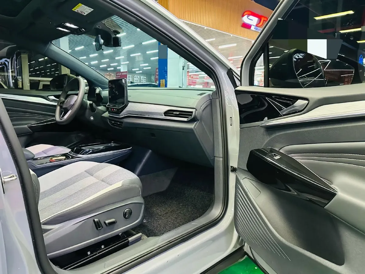 2022 Chevrolet Menlo BEV 61.1KWH,autocango,china used car exporter,china ev exporter,chinese used car exporter,chinese used ev exporter