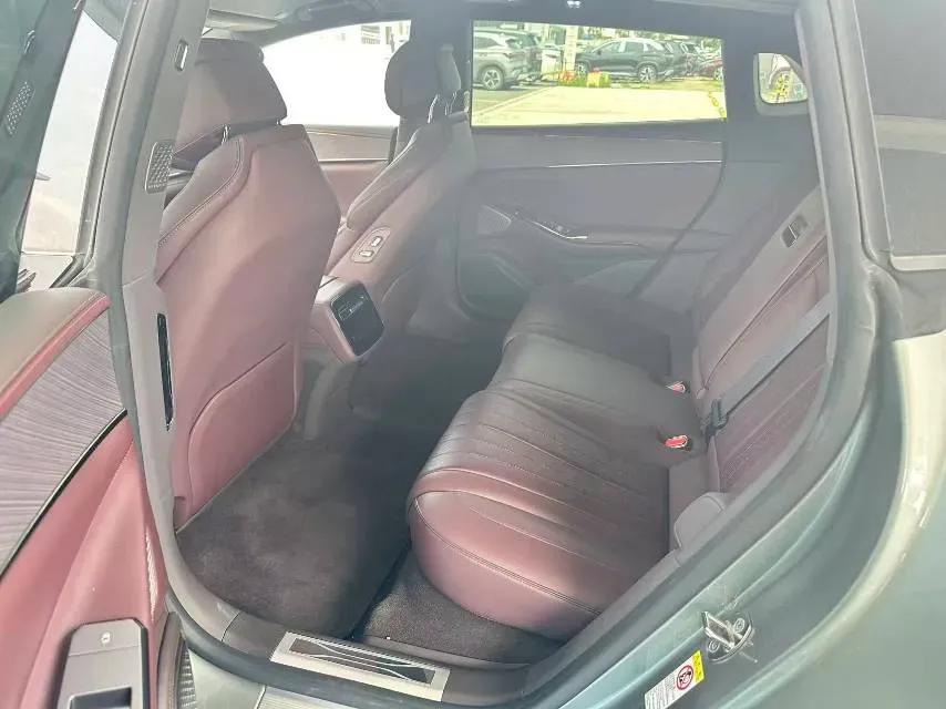 2024 Denza DenzaZ9GT 2.0T 207HP L4 E-CVT PHEV 38.5KWH,autocango,china used car exporter,china ev exporter,chinese used car exporter,chinese used ev exporter