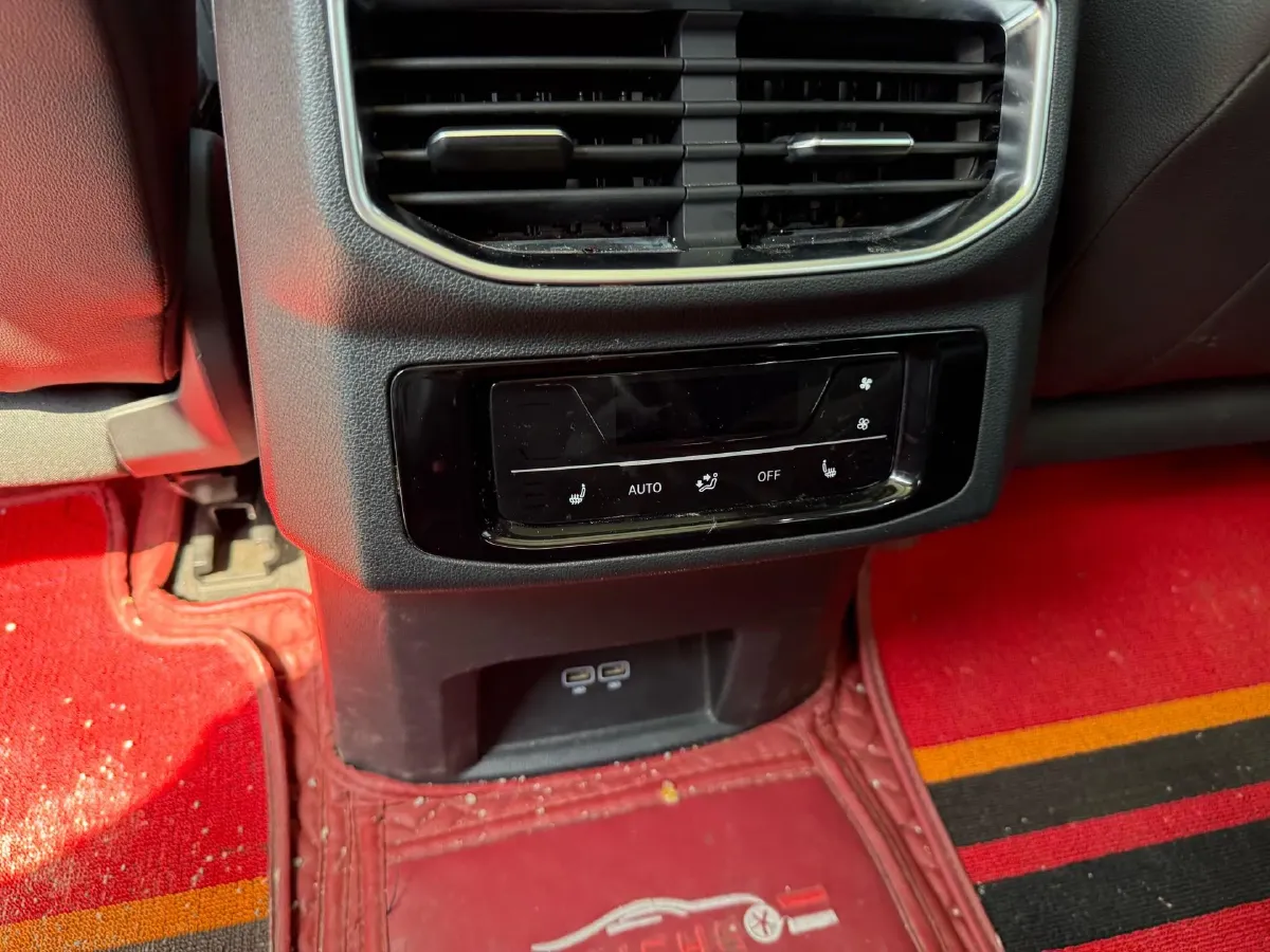 2021 Volkswagen Talagon 2.0T 186HP L4 7DCT,autocango,china used car exporter,china ev exporter,chinese used car exporter,chinese used ev exporter