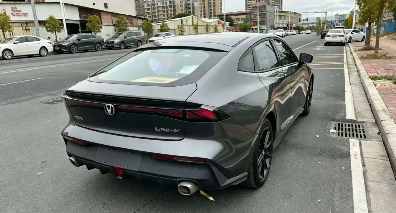 2022 ChangAn UNI-V 1.5T 188HP L4 7DCT,autocango,china used car exporter,china ev exporter,chinese used car exporter,chinese used ev exporter