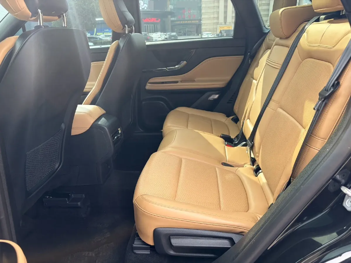 2022 Lincoln Corsair 2.0T 245HP L4 8AT,autocango,china used car exporter,china ev exporter,chinese used car exporter,chinese used ev exporter