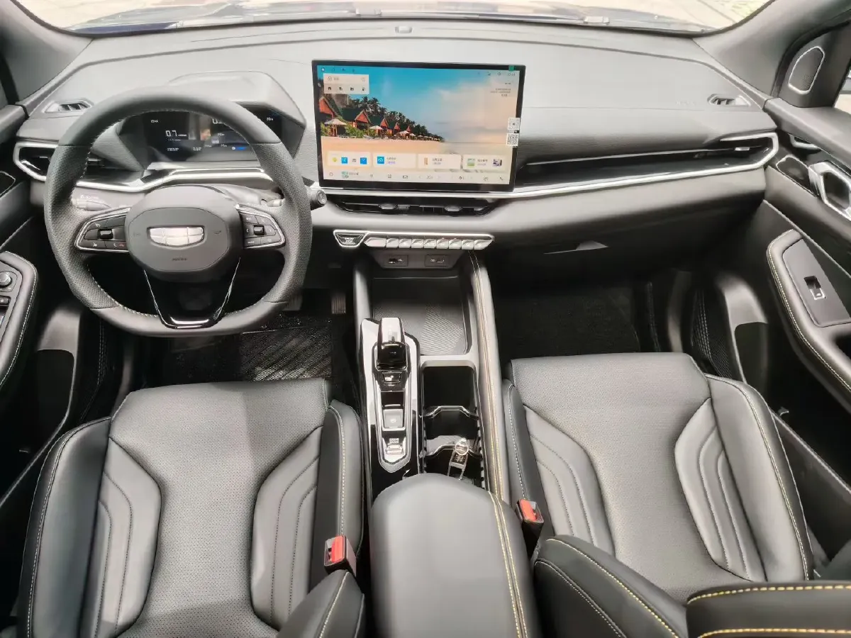 2025 Geely Coolray 1.5T 181HP L4 7DCT,autocango,china used car exporter,china ev exporter,chinese used car exporter,chinese used ev exporter