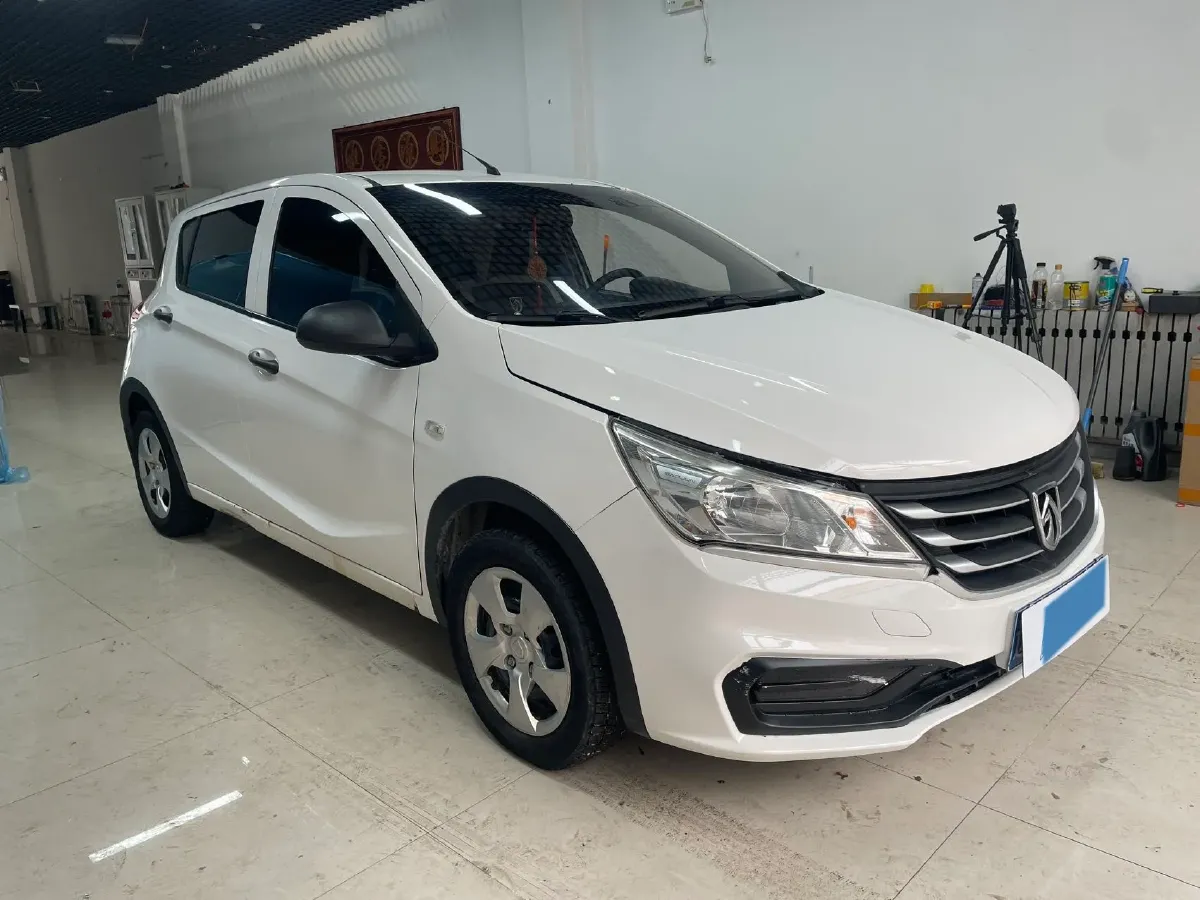 2016 BaoJun 310 1.2L 82HP L4 5MT,autocango,china used car exporter,china ev exporter,chinese used car exporter,chinese used ev exporter