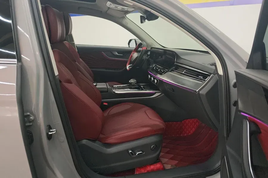 2023 HongQi HS5 2.0T 252HP L4 8AT,autocango,china used car exporter,china ev exporter,chinese used car exporter,chinese used ev exporter