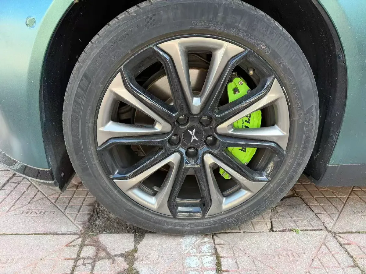 2020 DS 7 1.6T 215HP L4 8AT,autocango,china used car exporter,china ev exporter,chinese used car exporter,chinese used ev exporter