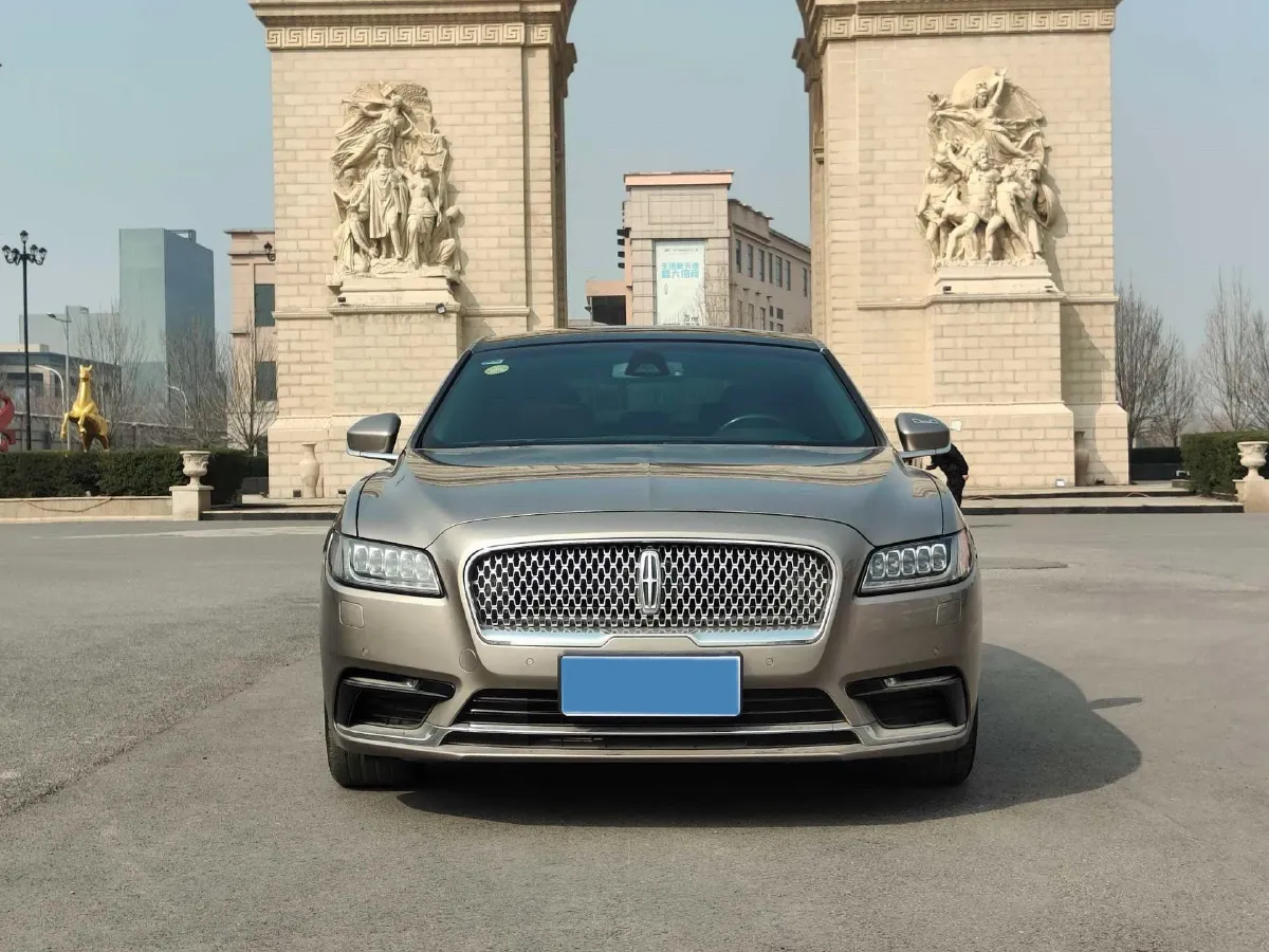 2018 Lincoln Continental 2.0T 261HP L4 6AT,autocango,china used car exporter,china ev exporter,chinese used car exporter,chinese used ev exporter