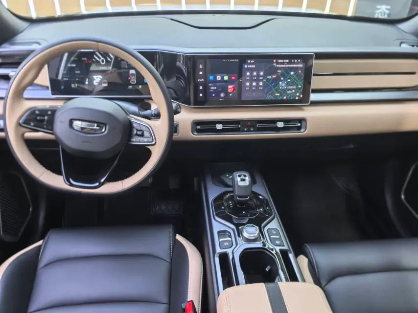 2023 Geely ICON 1.5T 181HP L4 7DCT,autocango,china used car exporter,china ev exporter,chinese used car exporter,chinese used ev exporter