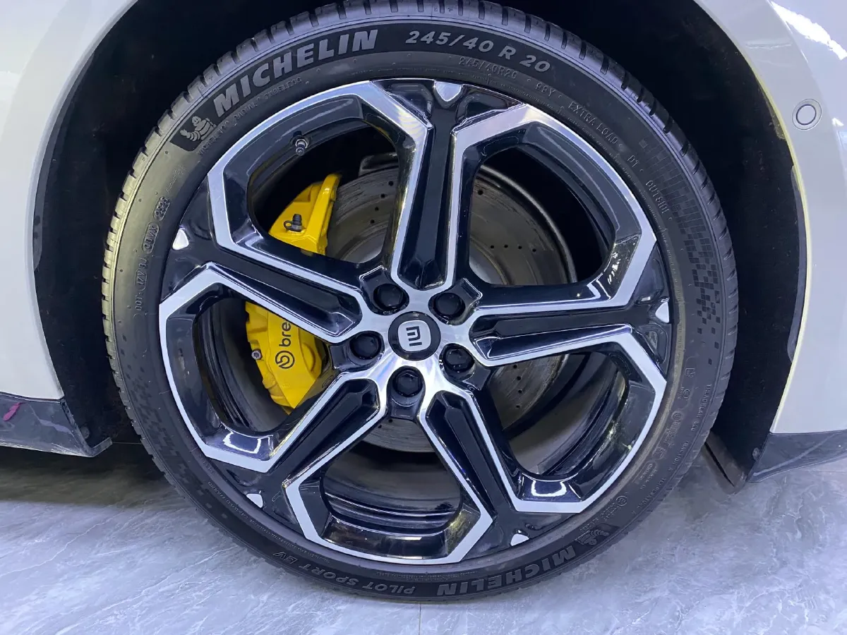 2024 MI SU7 BEV 73.6KWH,autocango,china used car exporter,china ev exporter,chinese used car exporter,chinese used ev exporter