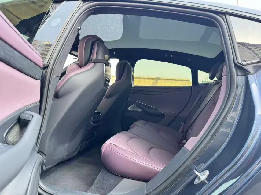 2024 MI SU7 BEV 101KWH,autocango,china used car exporter,china ev exporter,chinese used car exporter,chinese used ev exporter