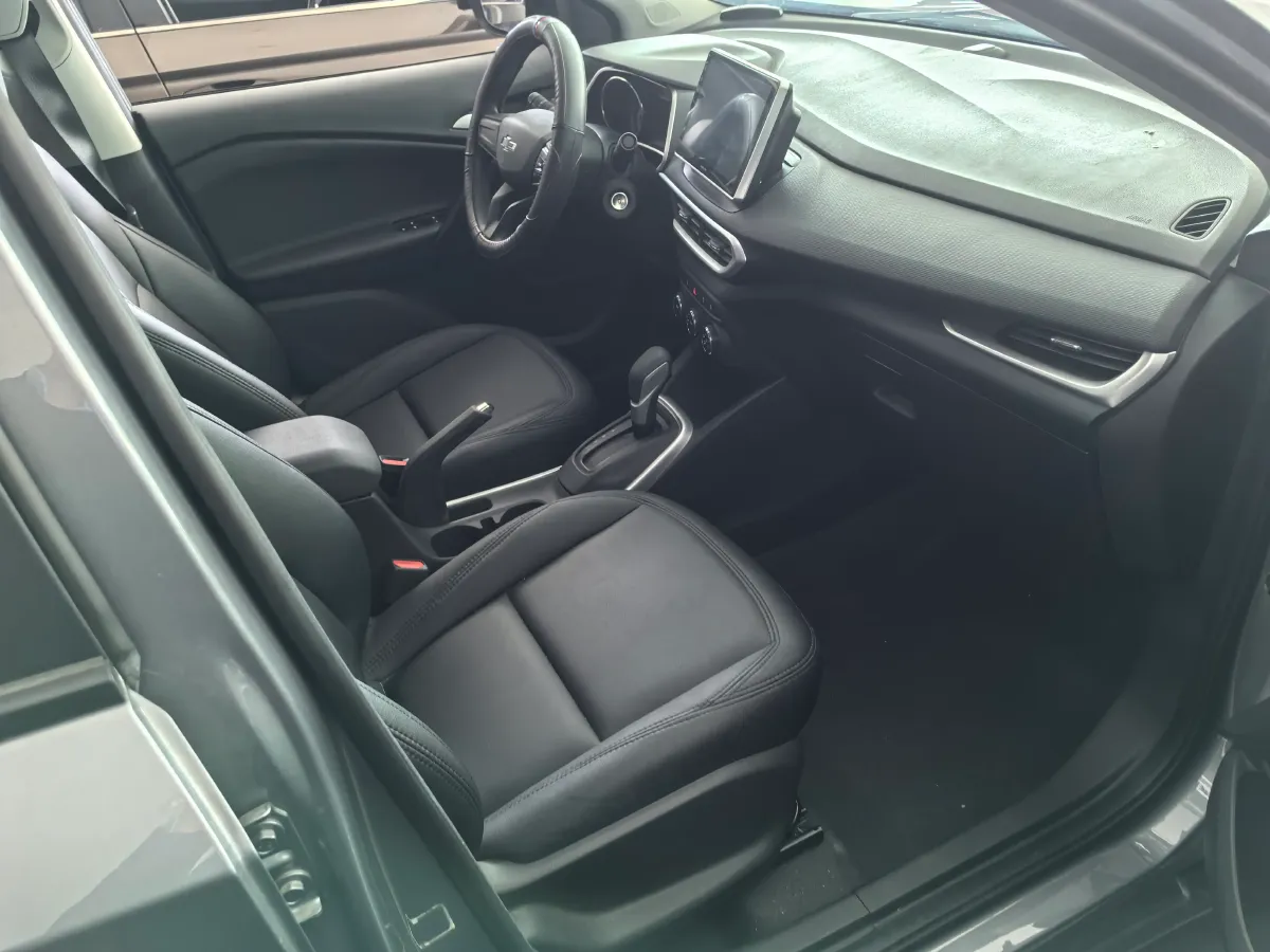 2019 Chevrolet Trax 1.3T 165HP L3 CVT,autocango,china used car exporter,china ev exporter,chinese used car exporter,chinese used ev exporter