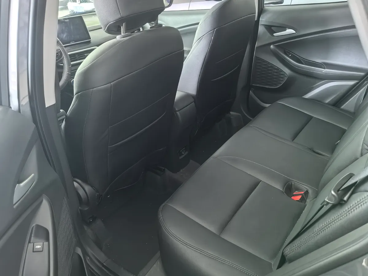 2019 Chevrolet Trax 1.3T 165HP L3 CVT,autocango,china used car exporter,china ev exporter,chinese used car exporter,chinese used ev exporter