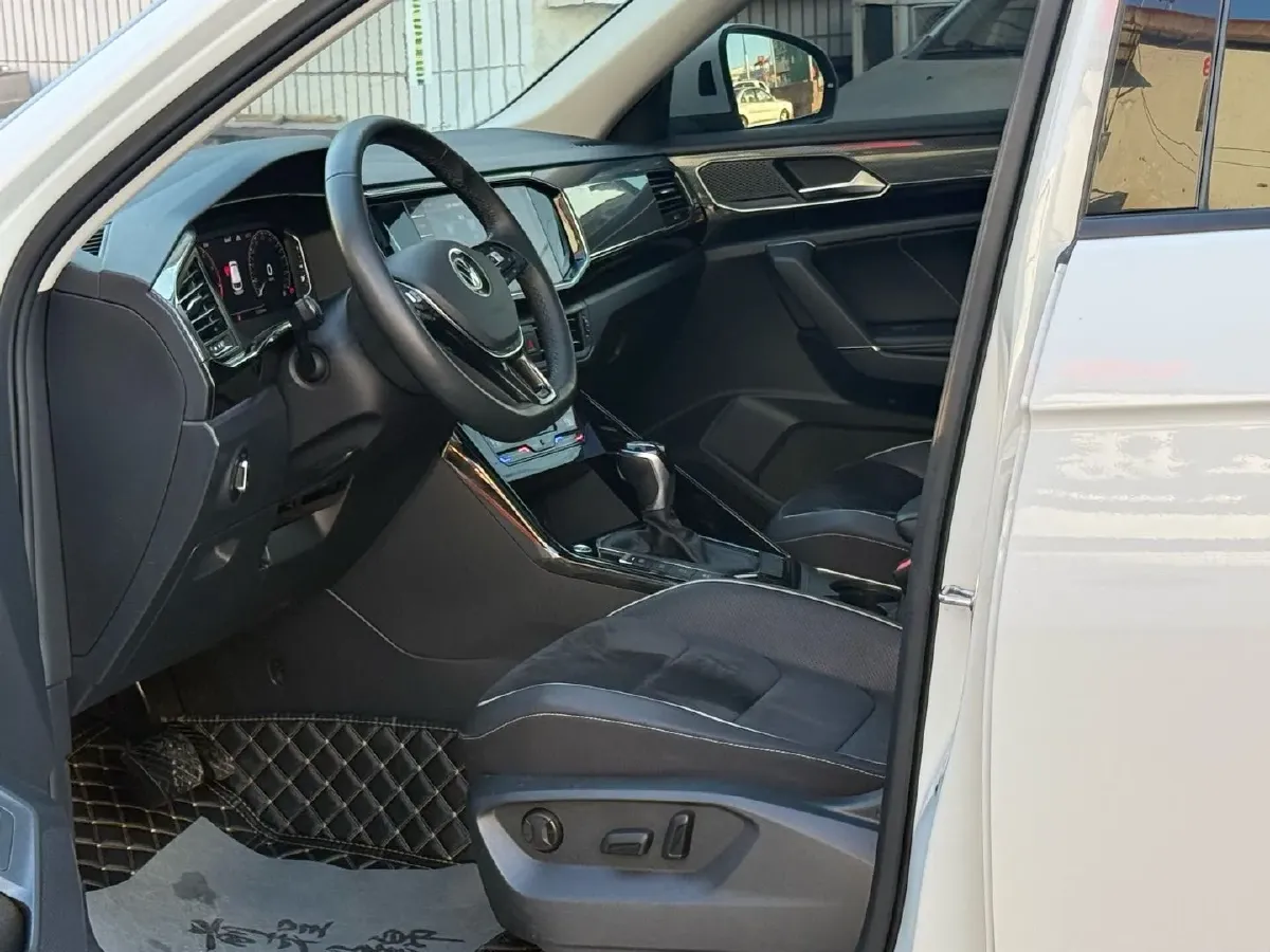 2021 Volkswagen Tayron 2.0T 186HP L4 7DCT,autocango,china used car exporter,china ev exporter,chinese used car exporter,chinese used ev exporter