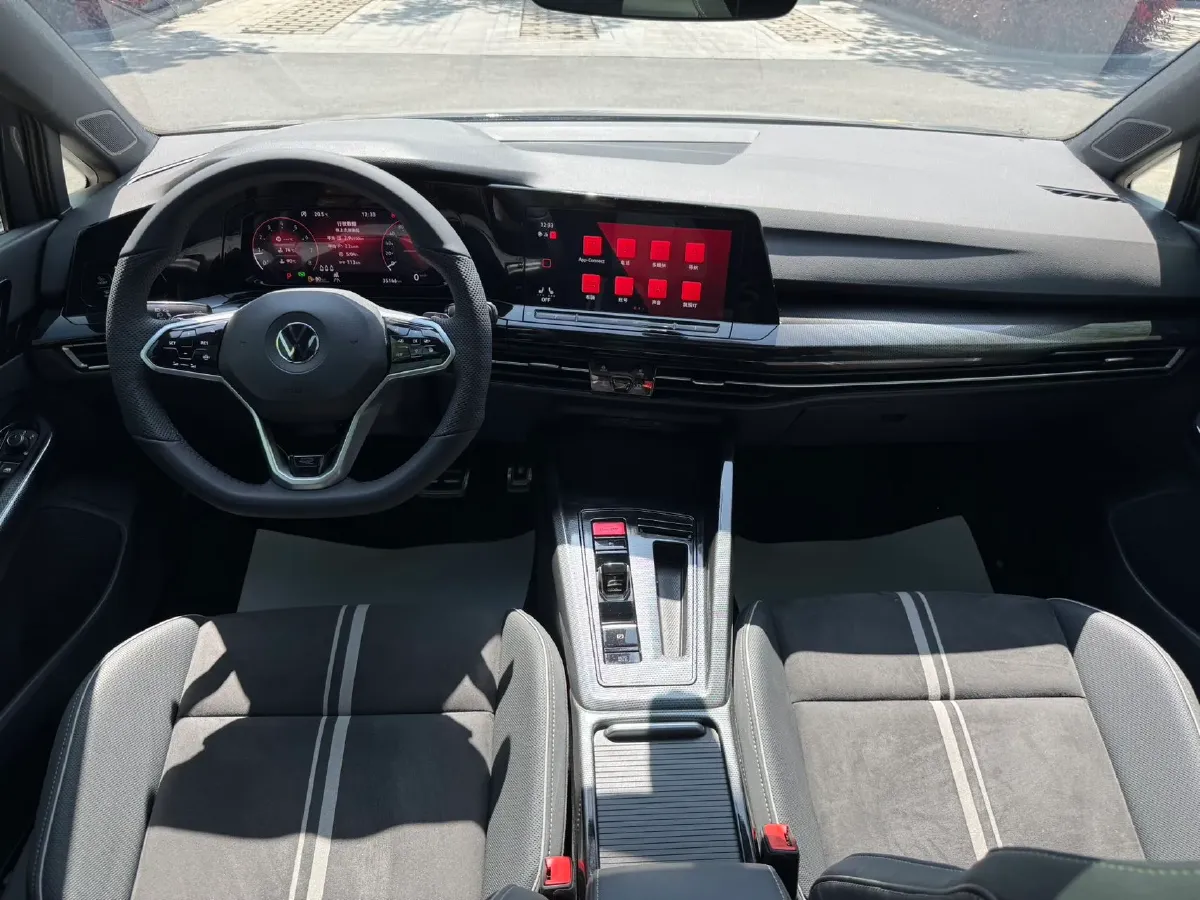 2021 Volkswagen Golf 1.4T 150HP L4 7DCT,autocango,china used car exporter,china ev exporter,chinese used car exporter,chinese used ev exporter