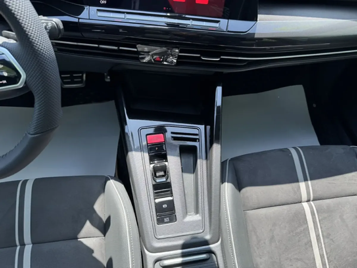 2021 Volkswagen Golf 1.4T 150HP L4 7DCT,autocango,china used car exporter,china ev exporter,chinese used car exporter,chinese used ev exporter