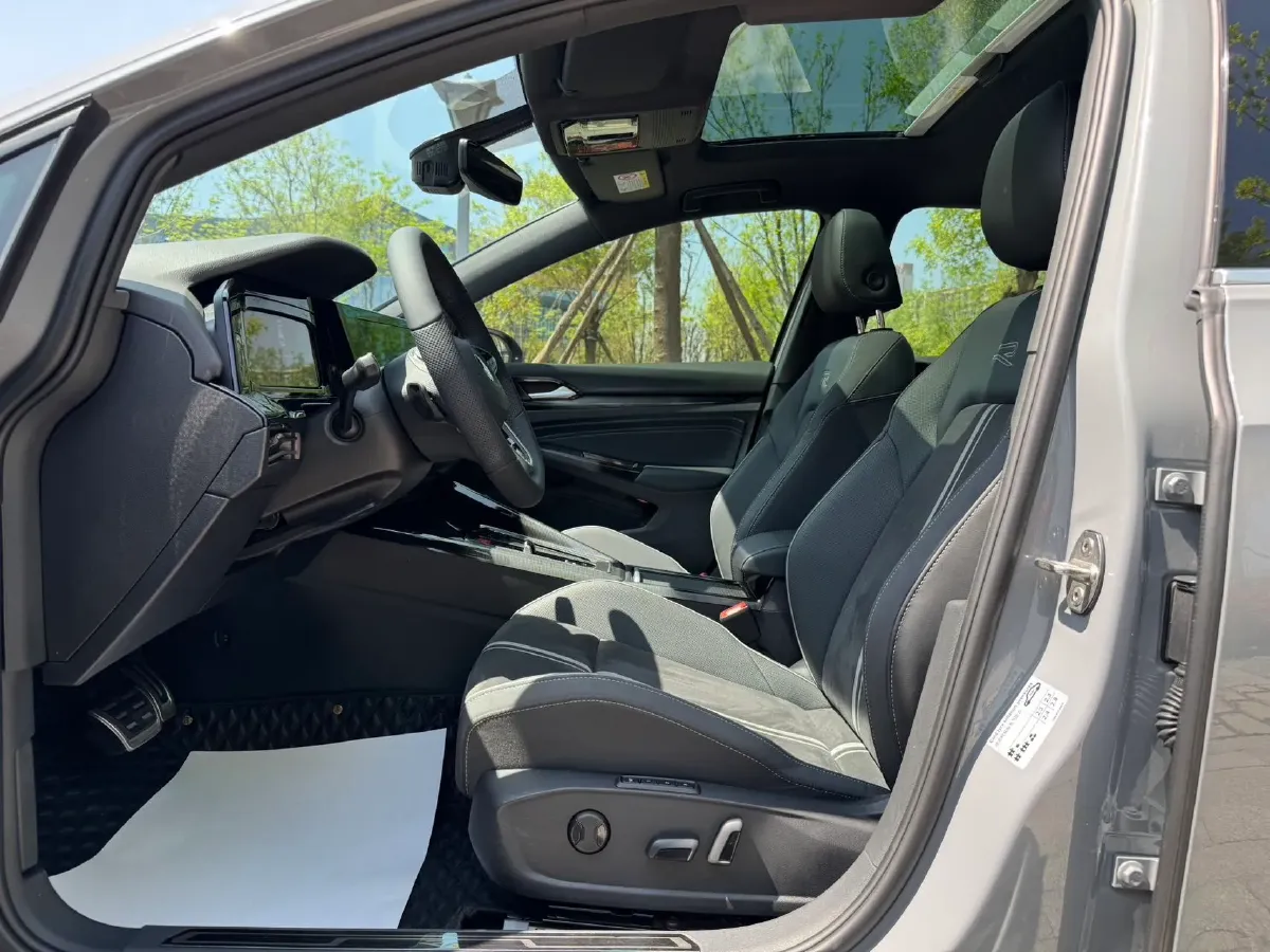 2021 Volkswagen Golf 1.4T 150HP L4 7DCT,autocango,china used car exporter,china ev exporter,chinese used car exporter,chinese used ev exporter