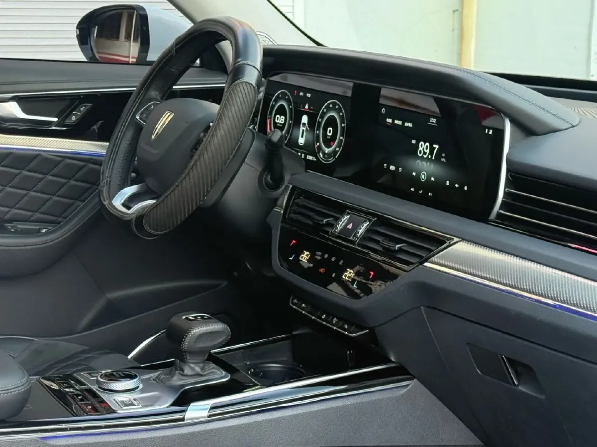 2019 HongQi HS5 2.0T 224HP L4 6AT,autocango,china used car exporter,china ev exporter,chinese used car exporter,chinese used ev exporter