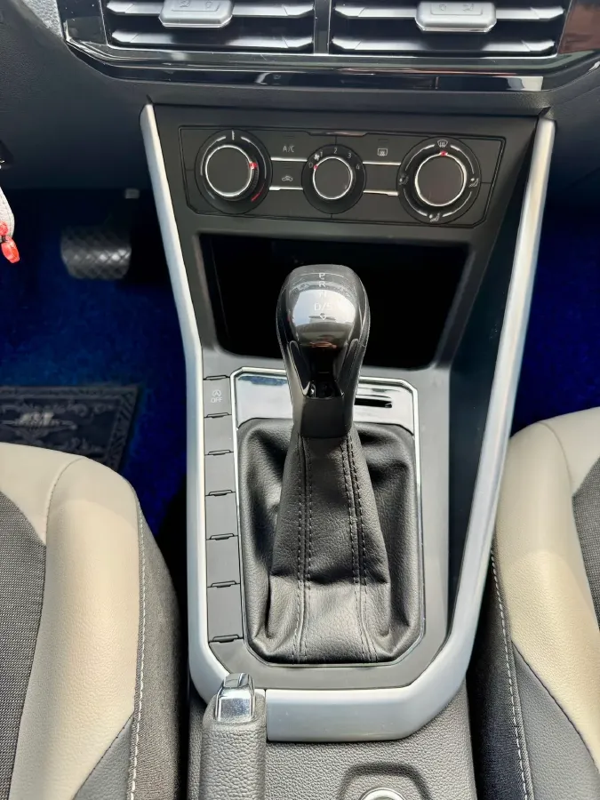 2019 Volkswagen Polo 1.5L 113HP L4 6AT,autocango,china used car exporter,china ev exporter,chinese used car exporter,chinese used ev exporter