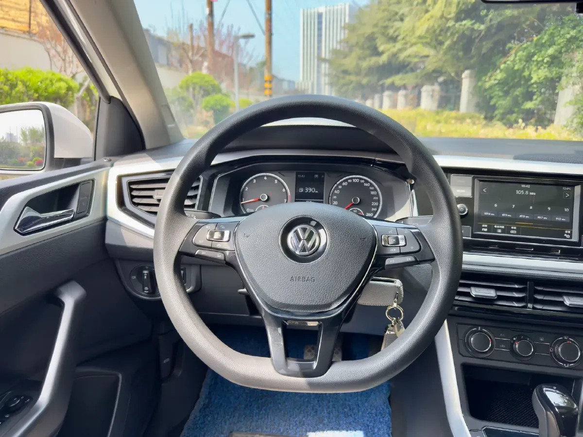 2019 Volkswagen Polo 1.5L 113HP L4 6AT,autocango,china used car exporter,china ev exporter,chinese used car exporter,chinese used ev exporter