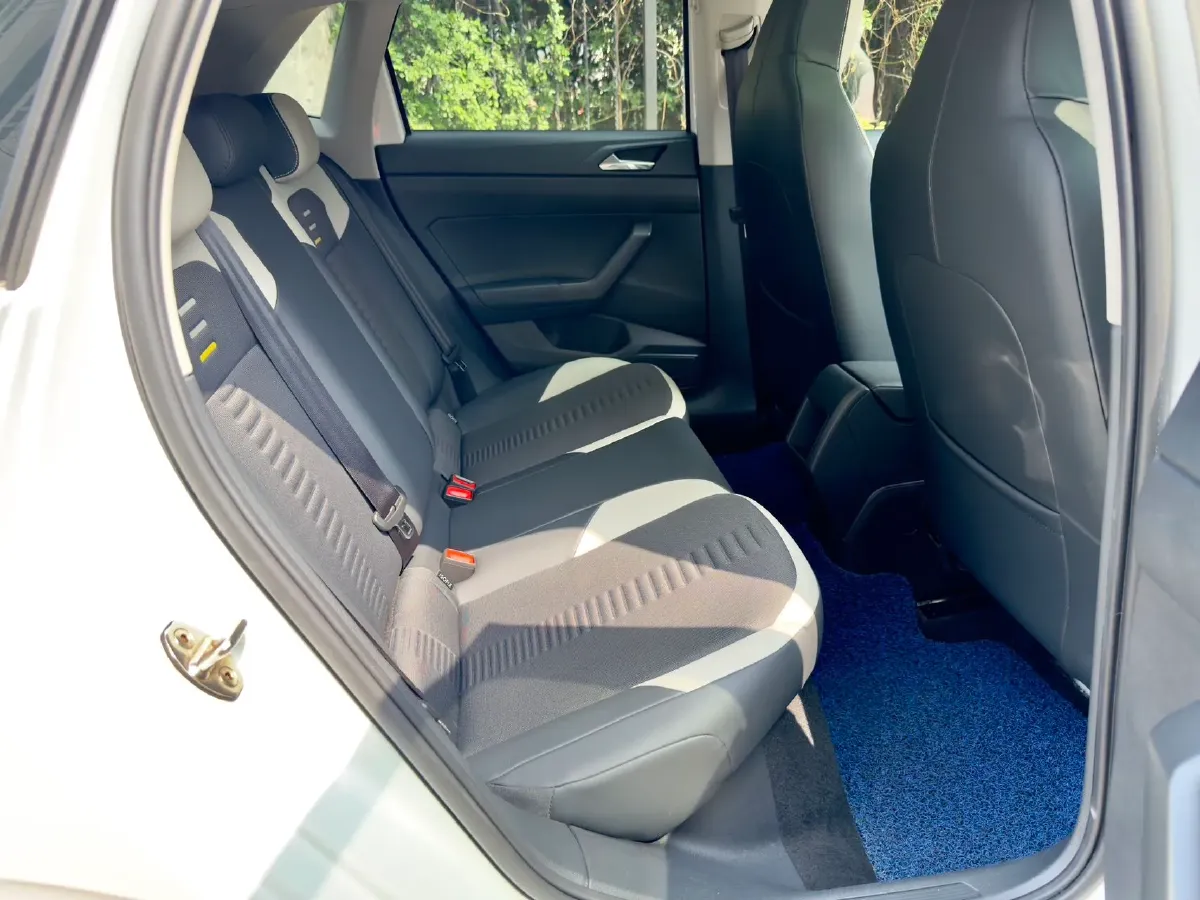 2019 Volkswagen Polo 1.5L 113HP L4 6AT,autocango,china used car exporter,china ev exporter,chinese used car exporter,chinese used ev exporter