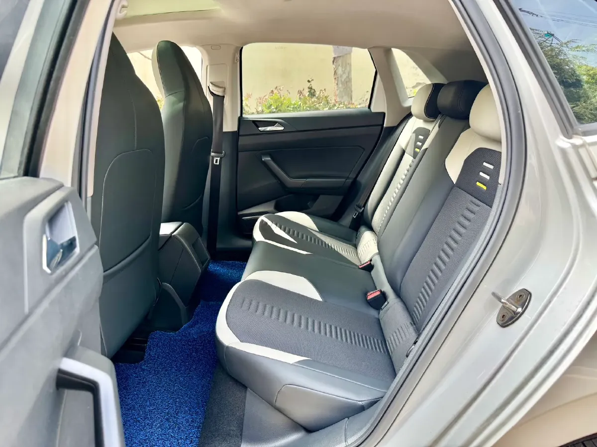 2019 Volkswagen Polo 1.5L 113HP L4 6AT,autocango,china used car exporter,china ev exporter,chinese used car exporter,chinese used ev exporter