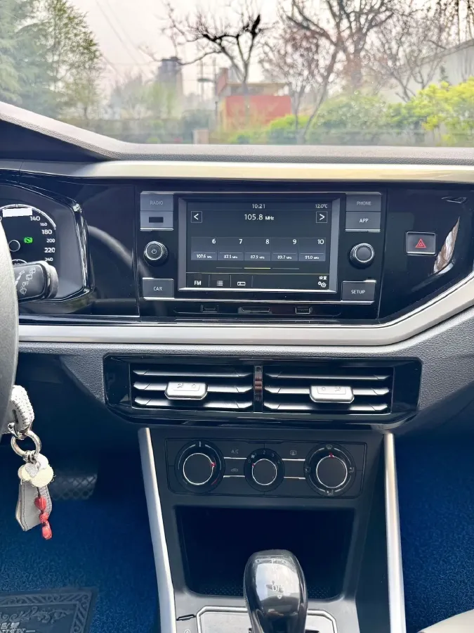 2019 Volkswagen Polo 1.5L 113HP L4 6AT,autocango,china used car exporter,china ev exporter,chinese used car exporter,chinese used ev exporter