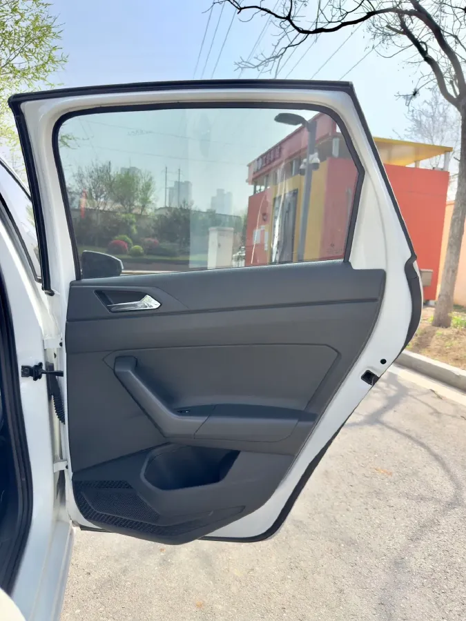 2019 Volkswagen Polo 1.5L 113HP L4 6AT,autocango,china used car exporter,china ev exporter,chinese used car exporter,chinese used ev exporter