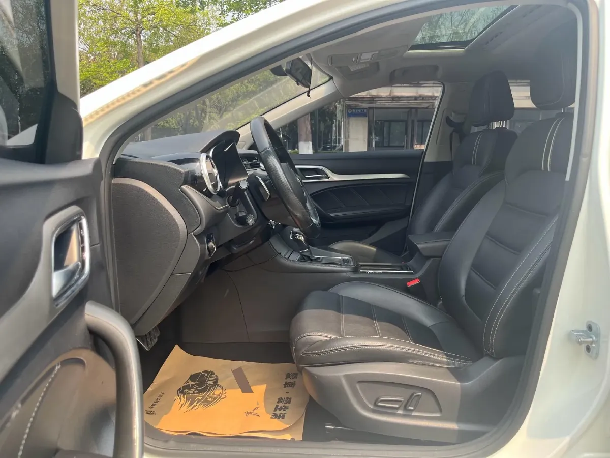 2017 MG MG6 1.5T 169HP L4 7DCT,autocango,china used car exporter,china ev exporter,chinese used car exporter,chinese used ev exporter