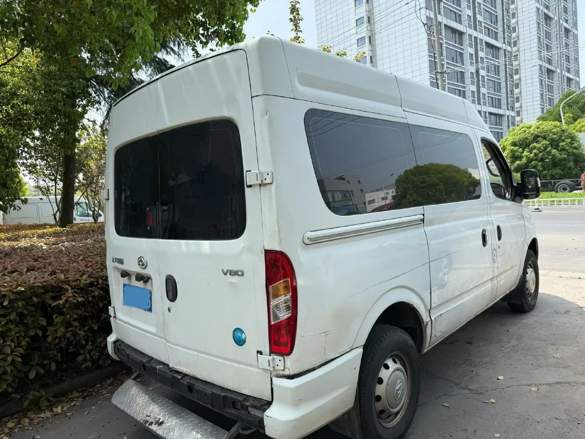 2021 MAXUS XinTu V80 2.0T 139HP L4 6MT,autocango,china used car exporter,china ev exporter,chinese used car exporter,chinese used ev exporter