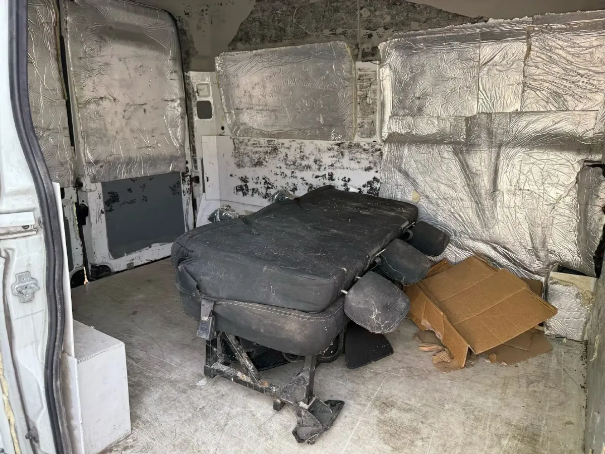 2021 MAXUS XinTu V80 2.0T 139HP L4 6MT,autocango,china used car exporter,china ev exporter,chinese used car exporter,chinese used ev exporter