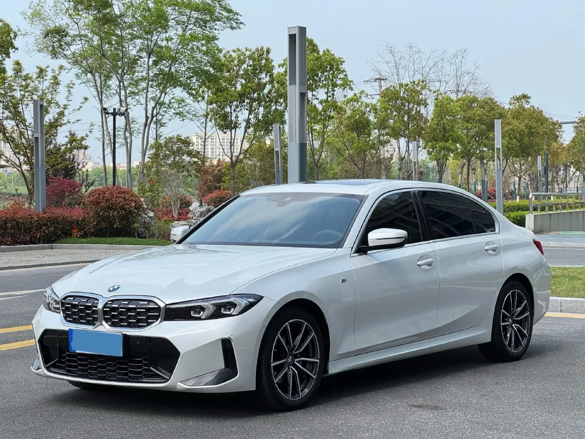 2023 BMW 3 Series 2.0T 184HP L4 8AT,autocango,china used car exporter,china ev exporter,chinese used car exporter,chinese used ev exporter